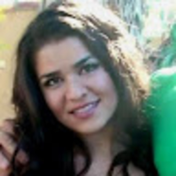 Meet your Posher, Lissette - Picture 1 of 1